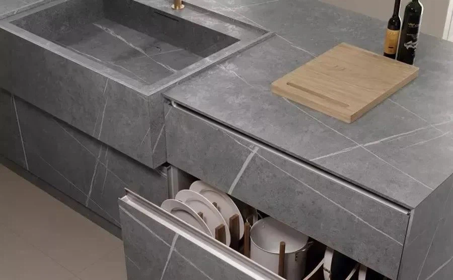 A marmolux trabalha com : Lâminas Sinterizadas